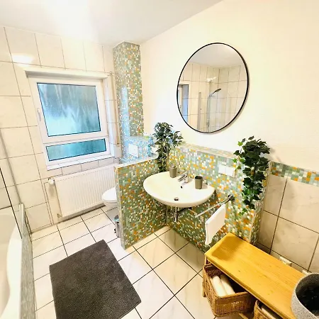 Apartment Homely - Modern - Fuer 4 - Boxspringbetten - Internet